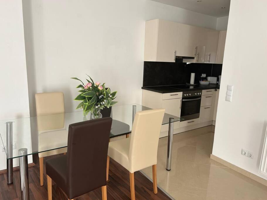 Apartment Merkur Вена Экстерьер фото